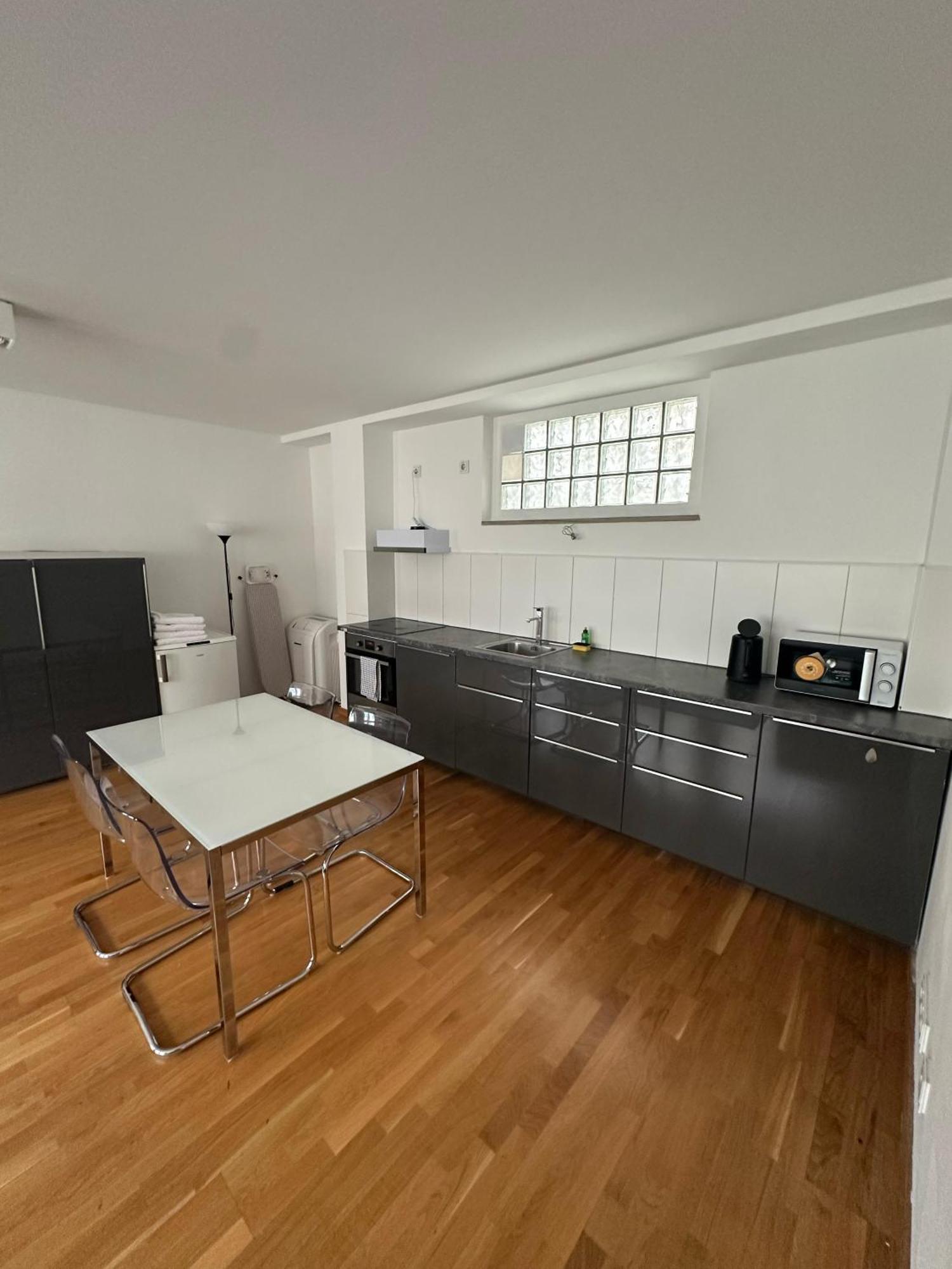 Al Nafurah Apartments Munich Luaran gambar