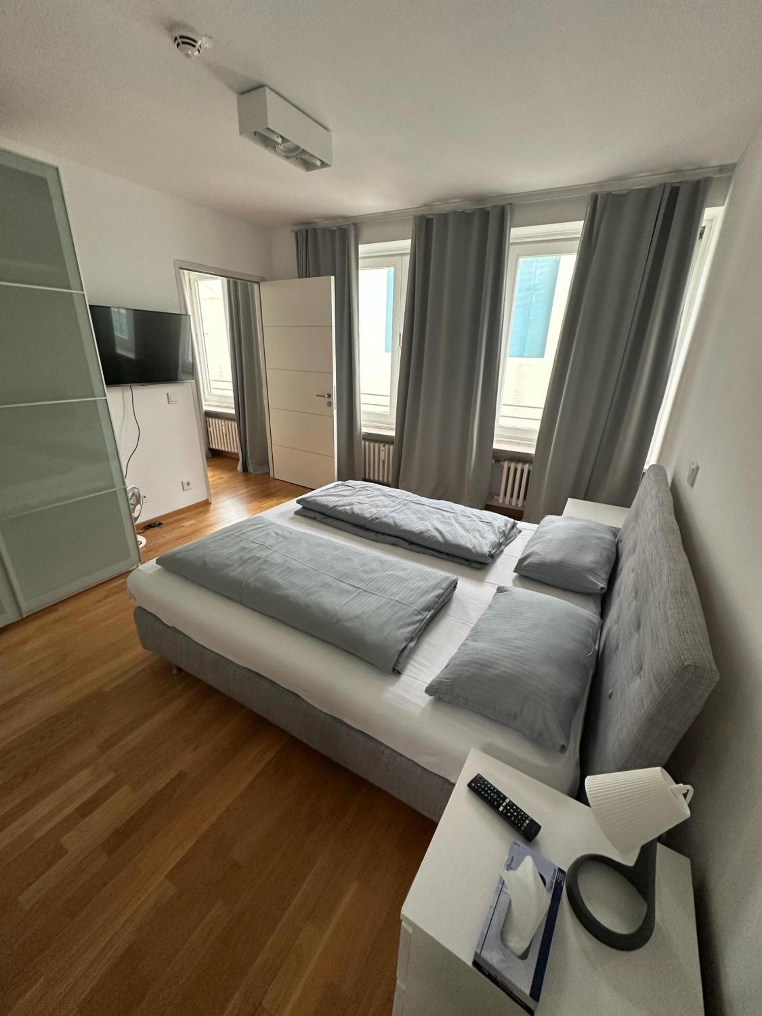 Al Nafurah Apartments Munich Luaran gambar
