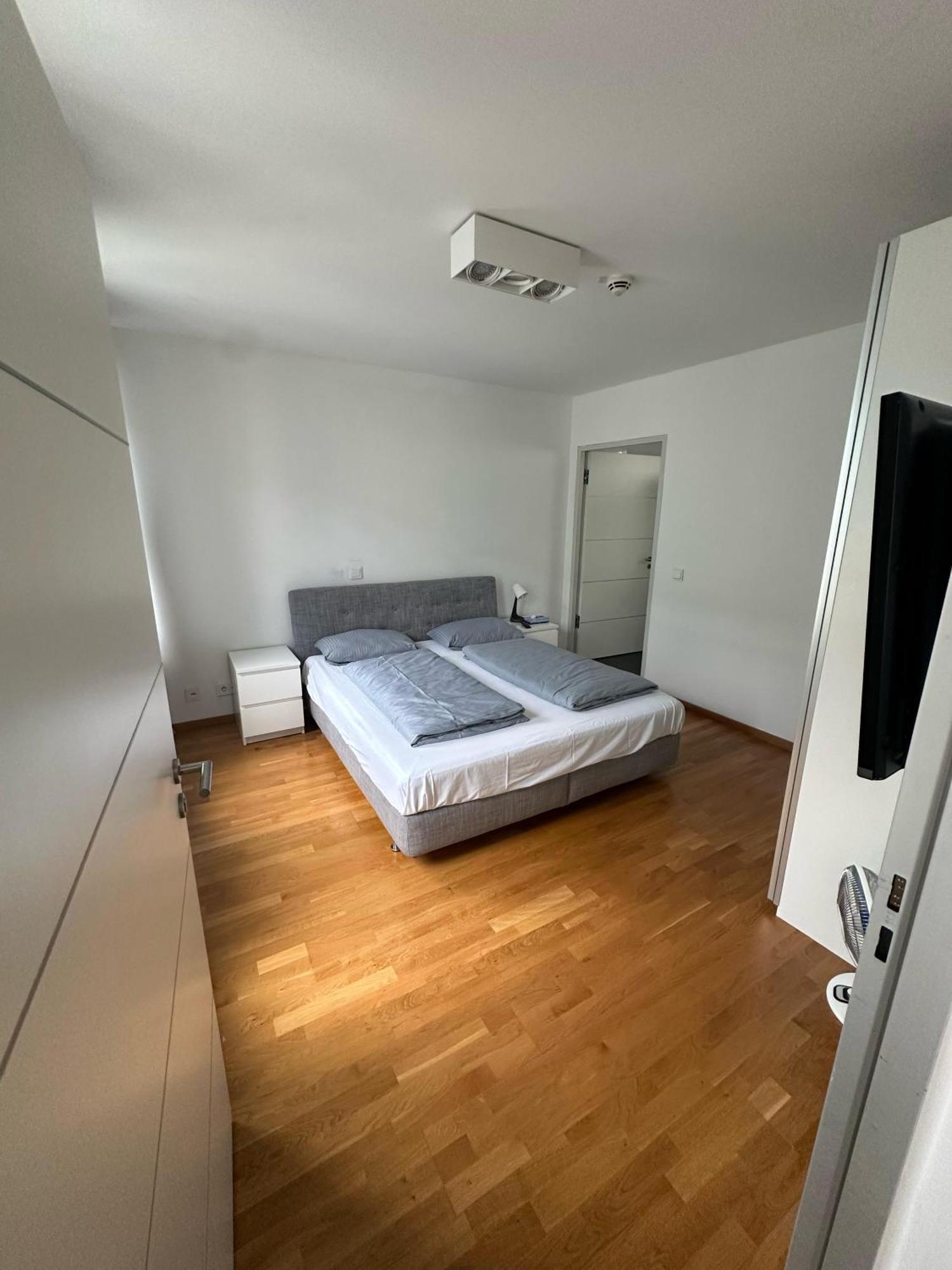 Al Nafurah Apartments Munich Luaran gambar