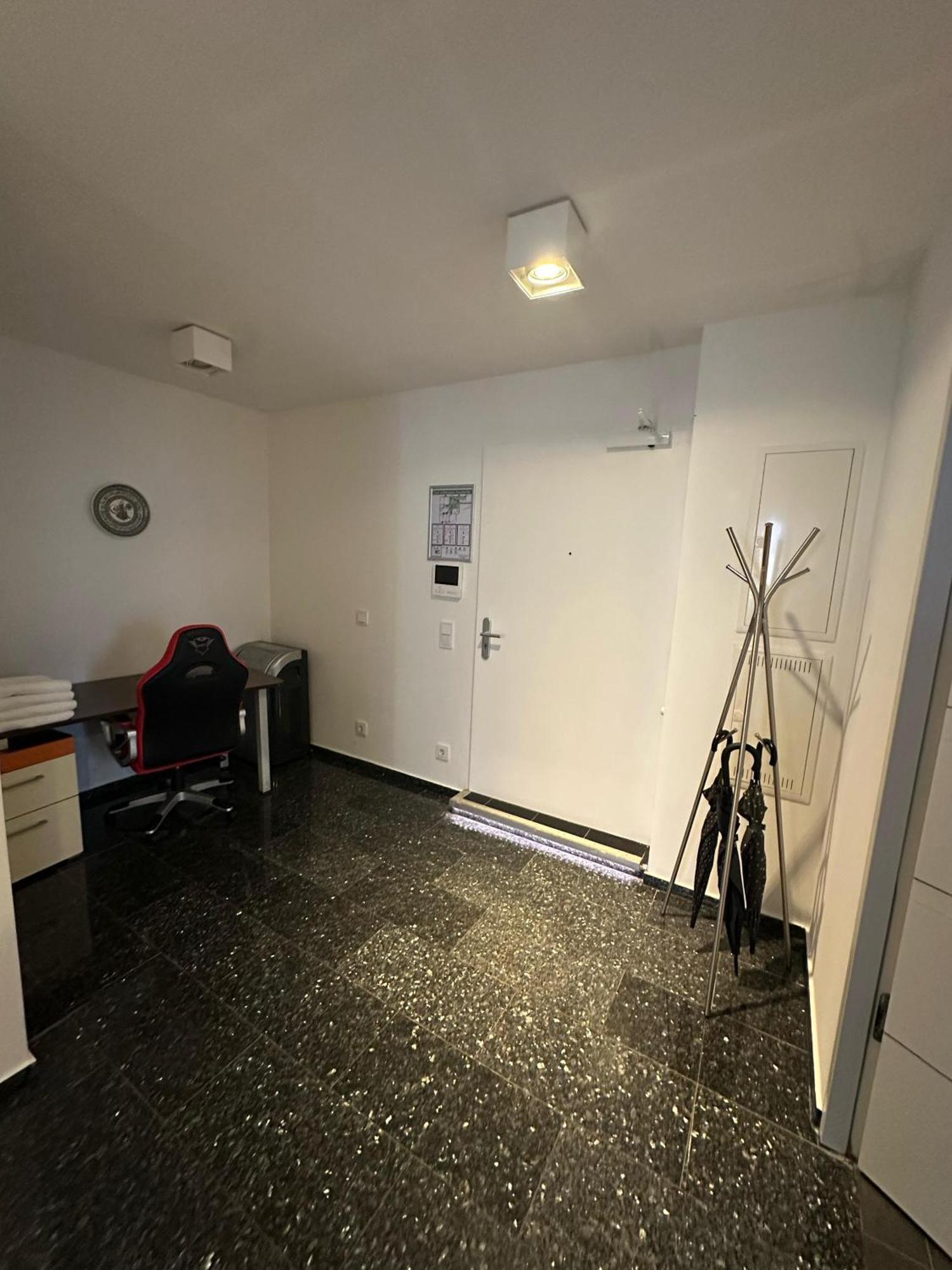 Al Nafurah Apartments Munich Luaran gambar