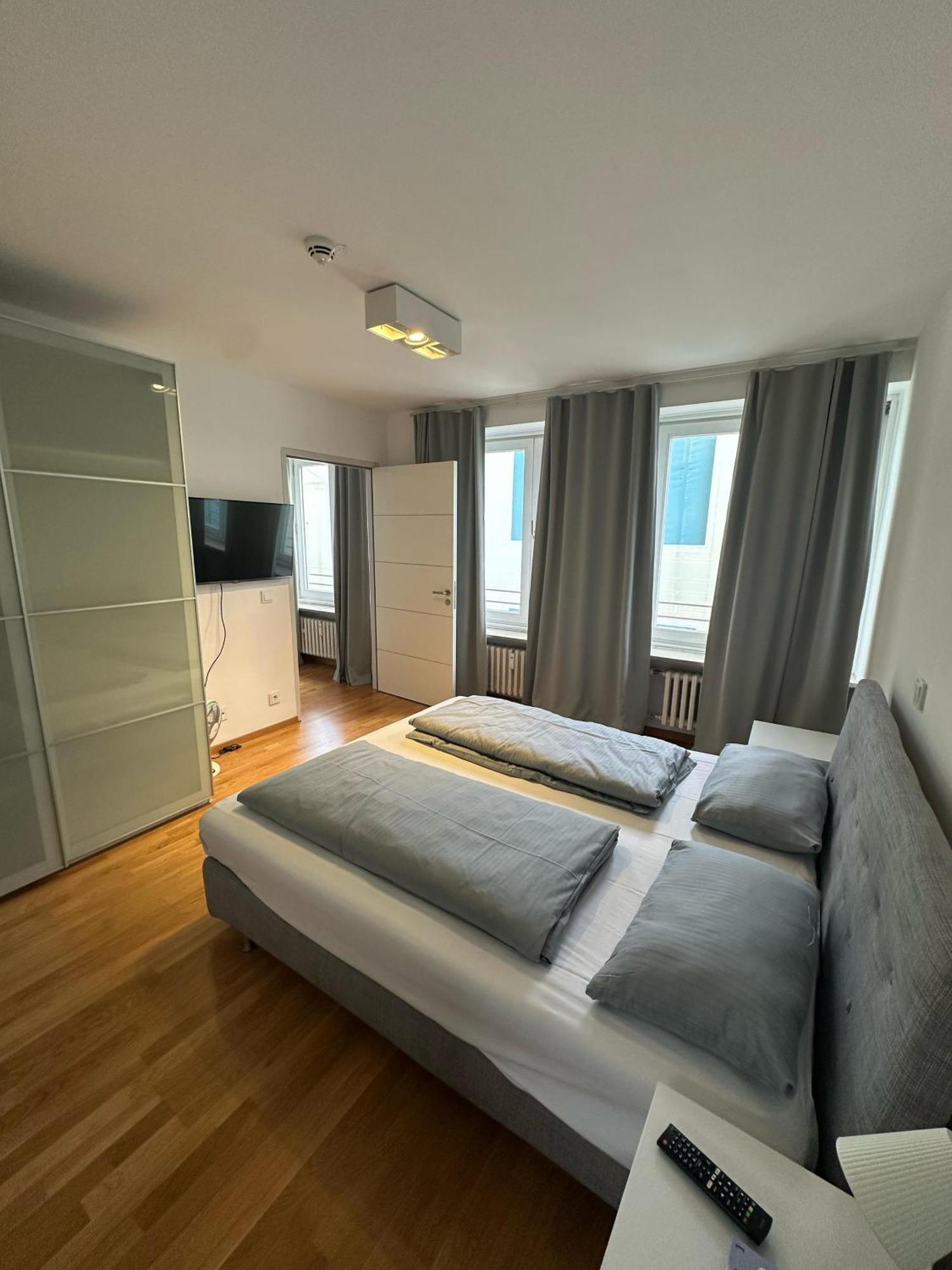 Al Nafurah Apartments Munich Luaran gambar