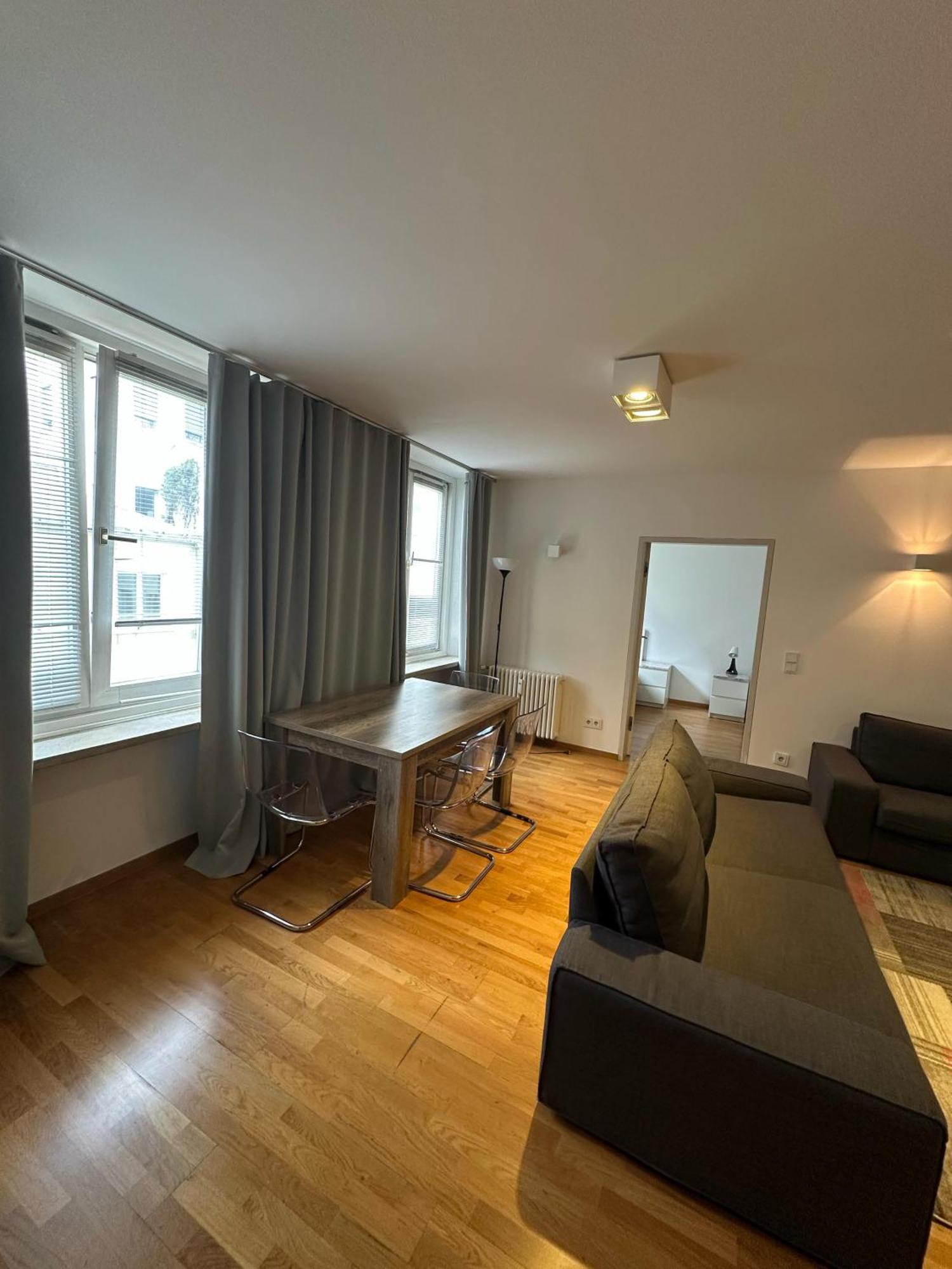 Al Nafurah Apartments Munich Luaran gambar