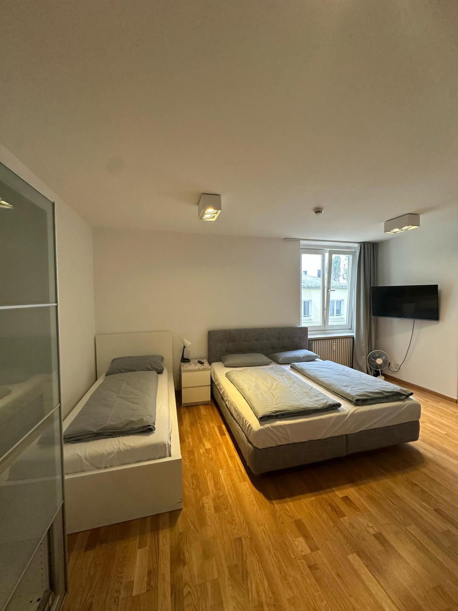 Al Nafurah Apartments Munich Luaran gambar