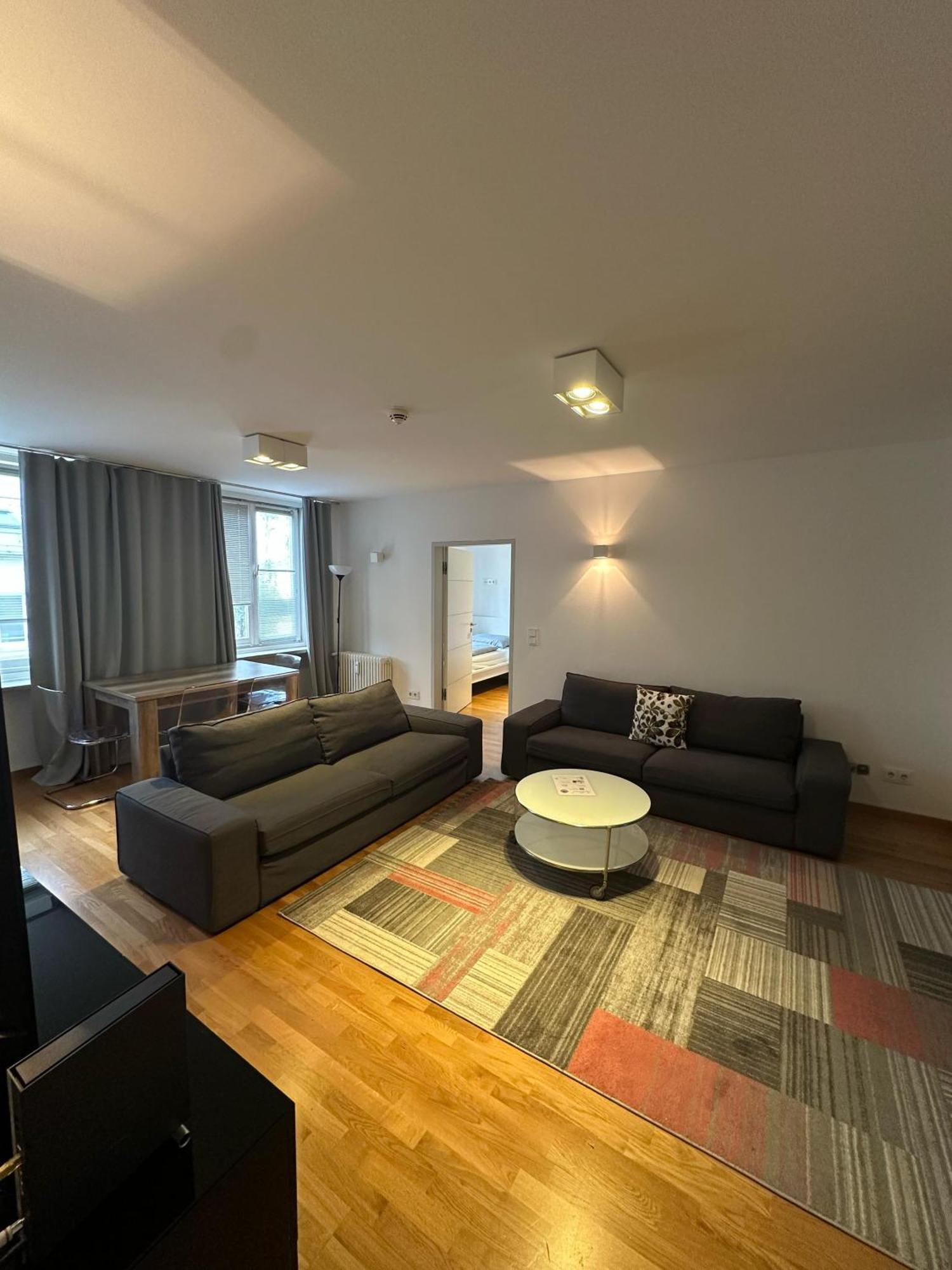 Al Nafurah Apartments Munich Luaran gambar