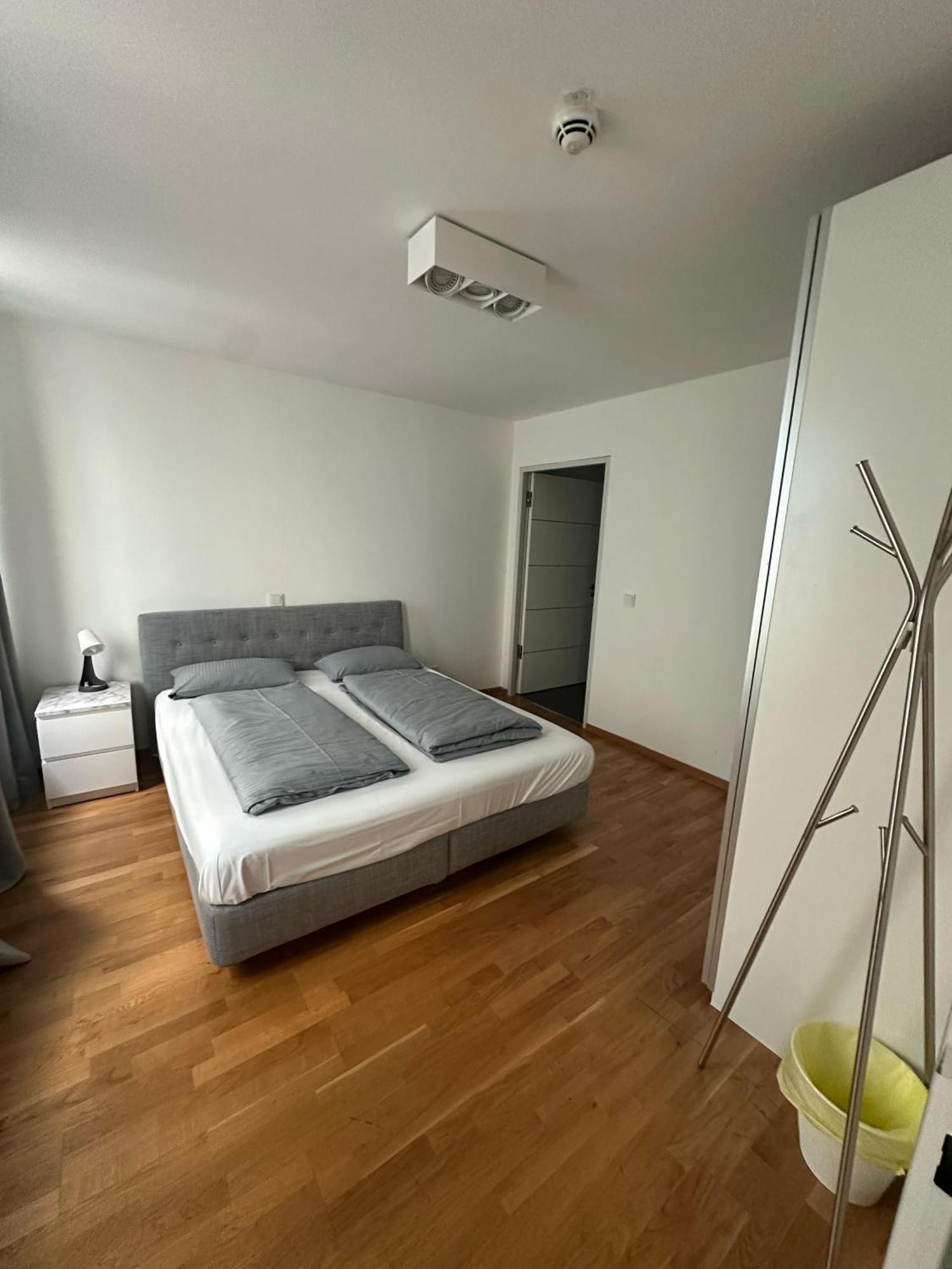 Al Nafurah Apartments Munich Luaran gambar
