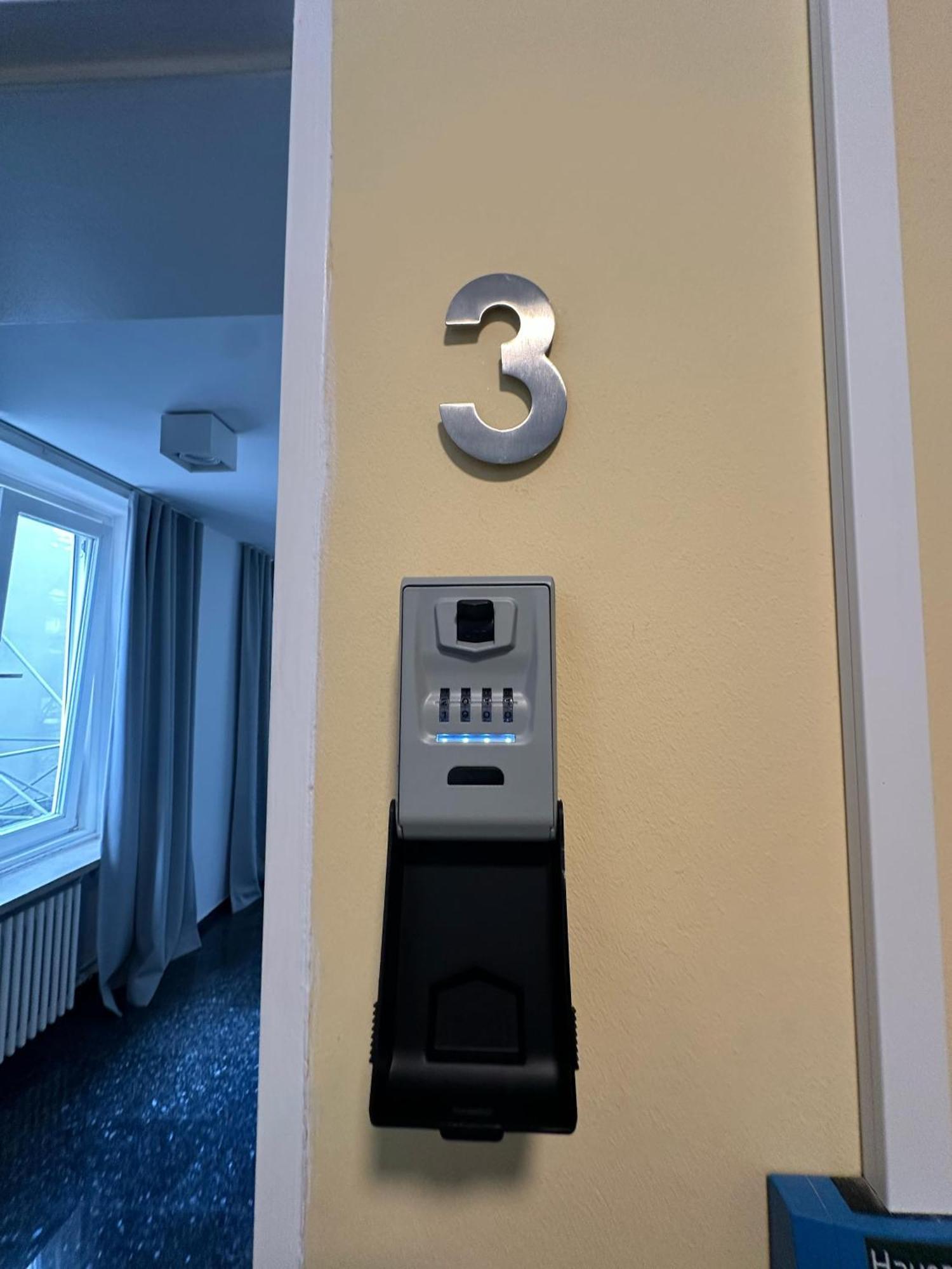 Al Nafurah Apartments Munich Luaran gambar