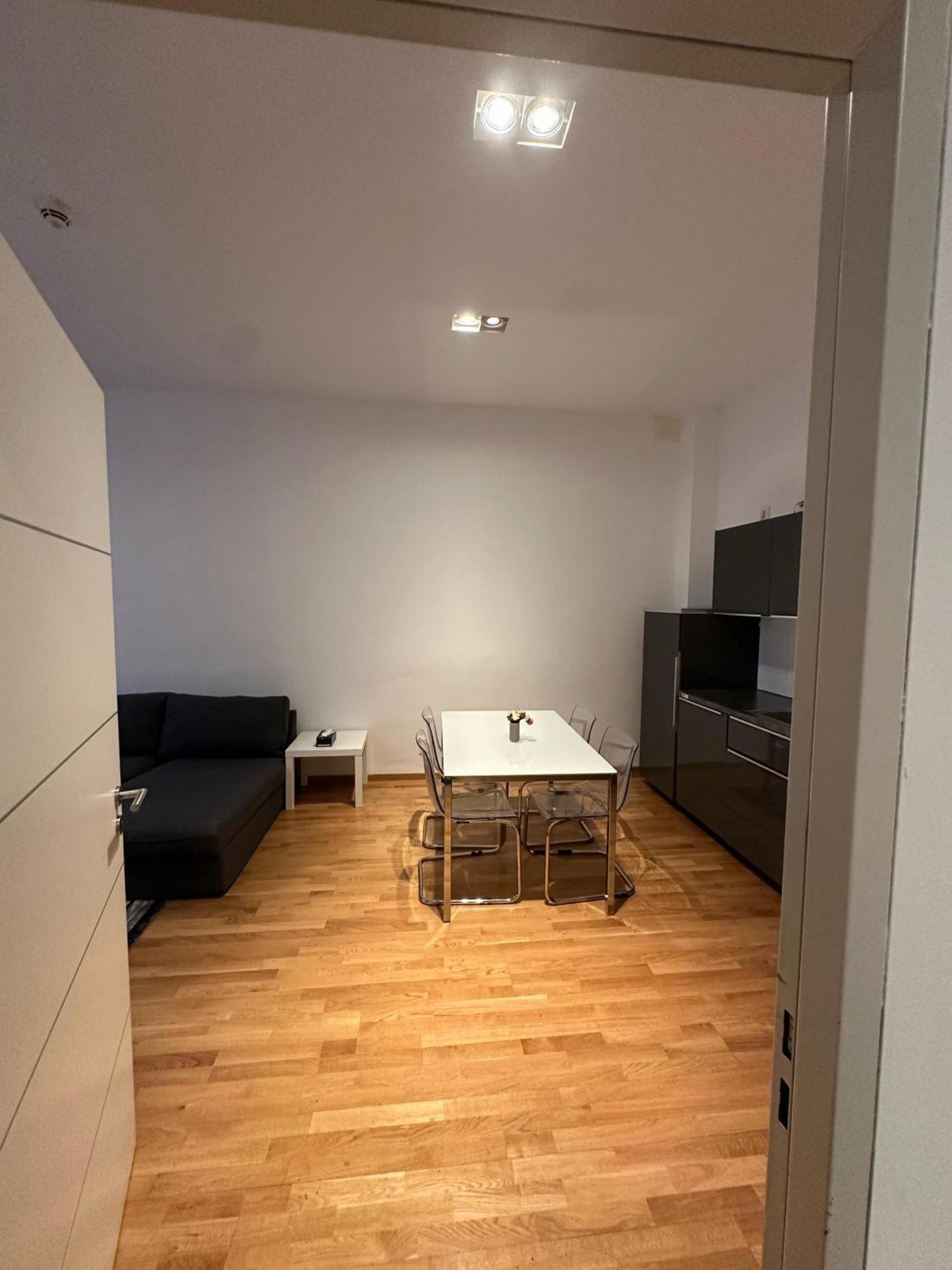 Al Nafurah Apartments Munich Luaran gambar