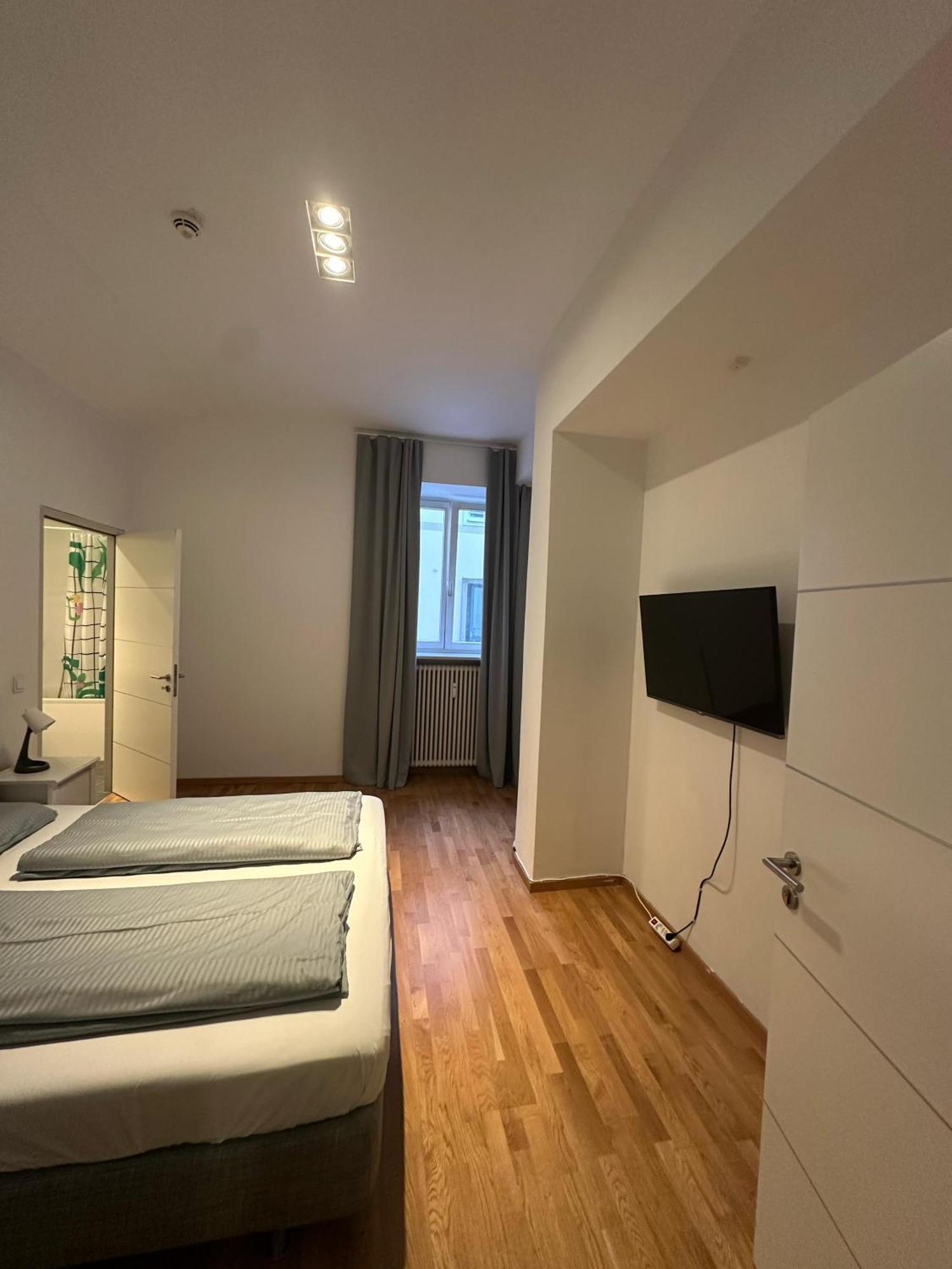 Al Nafurah Apartments Munich Luaran gambar