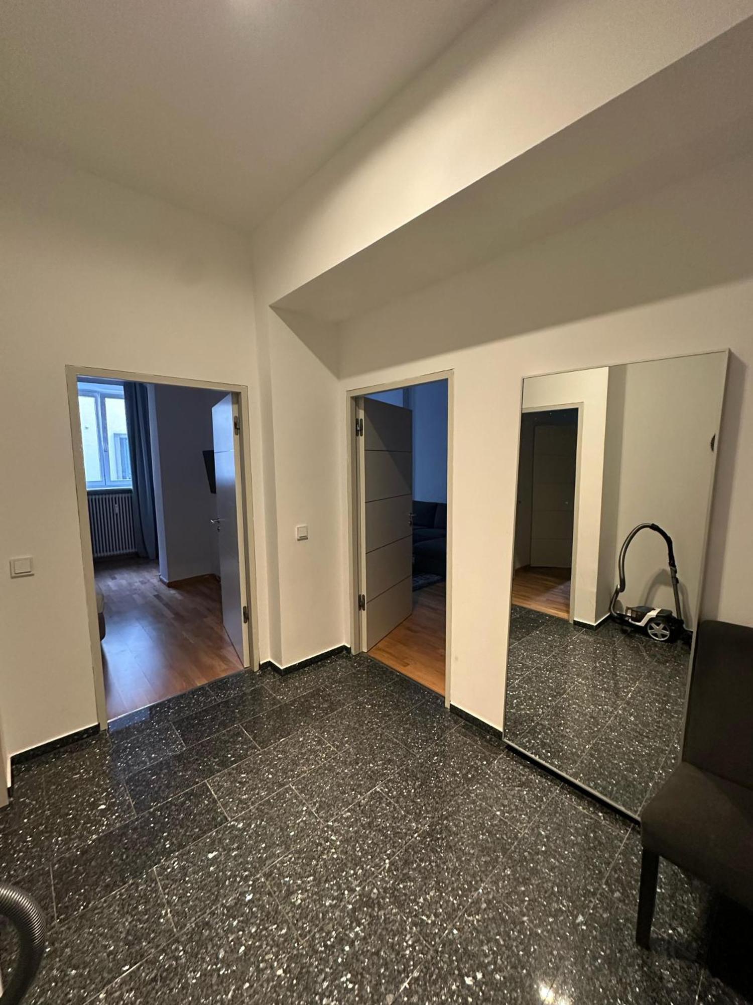 Al Nafurah Apartments Munich Luaran gambar