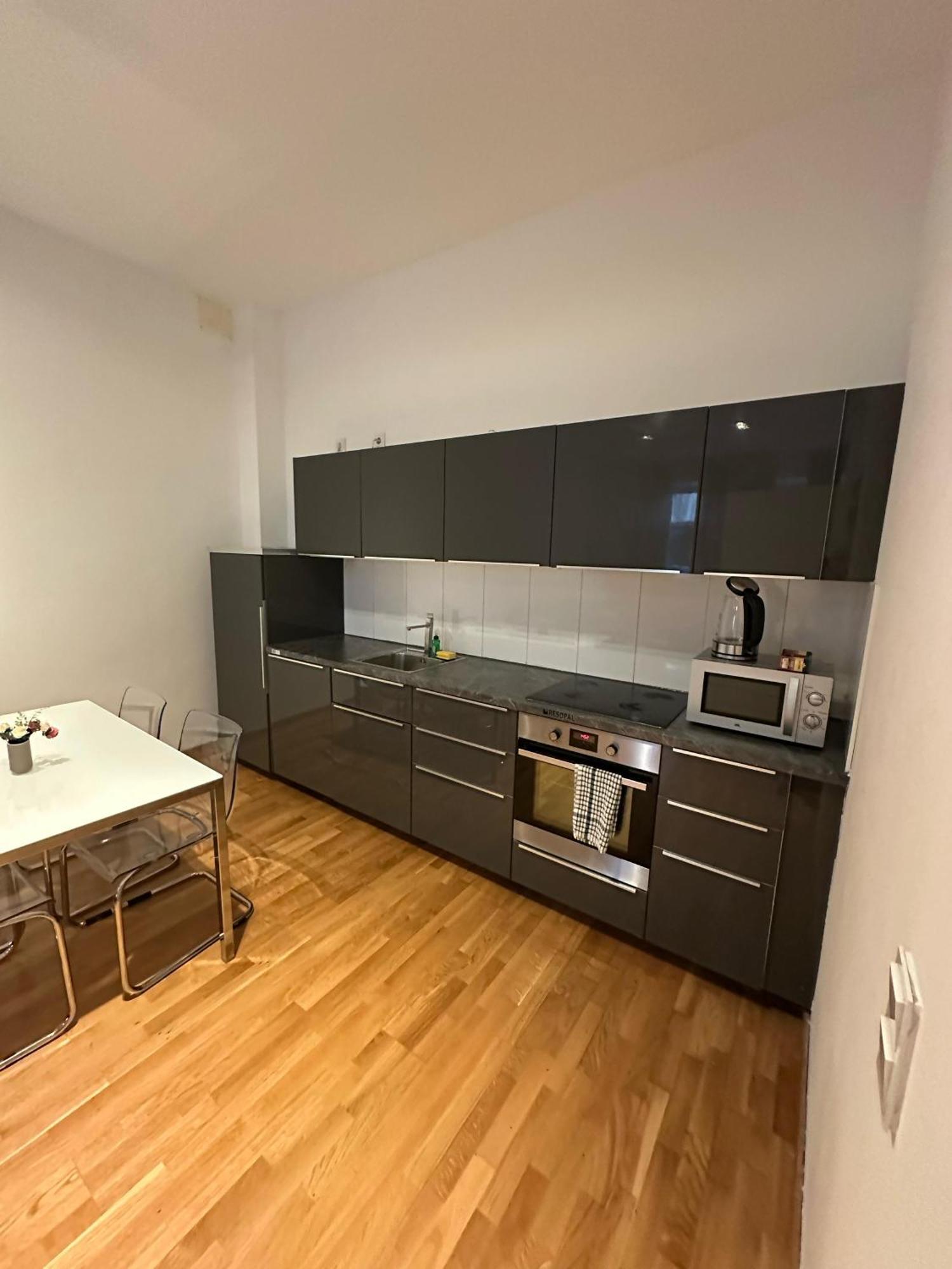 Al Nafurah Apartments Munich Luaran gambar